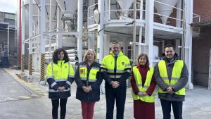 El consejero Jorge Rodrigo durante su visita a la empresa Faplisa
