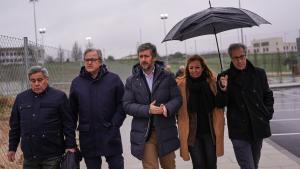 El consejero Miguel Ángel García Martín durante su visita en Navalcarnero a la Ciudad Deportiva Ángel Carrizo