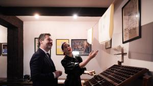 El consejero Mariano de Paco presenta un proyecto junto con la Sociedad Cervantina