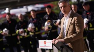 El consejero Carlos Novillo explica las intervenciones de Bomberos en accidentes de tráfico en 2024
