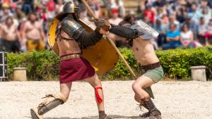 Gladiadores luchando