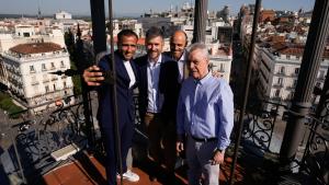 El consejero Miguel Ángel García Martín en la Real Casa de Correos con el Gobierno canario