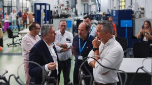 La Comunidad de Madrid incorpora el sistema de telelectura en el 50% de los contadores de agua potable de la región El consejero Novillo