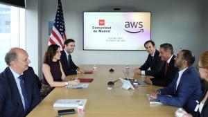 Díaz Ayuso anuncia en Texas Madrid AWS Futuro IA Builders Lab 2028, una iniciativa educativa de FP pionera para acercar la IA a alumnos, docentes y empresas La presidenta Isabel Díaz Ayuso y el consejero Miguel López-Valverde