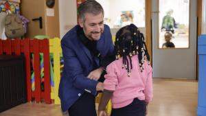 La Comunidad de Madrid ha ayudado en tres años a 24.500 madres con 14.500 euros por hijo Los consejeros García Martín y Dávila