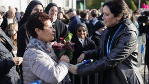 La presidenta Isabel Díaz Ayuso durante la misa solemne