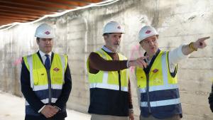 García visita las obras de renovación de la estación de Metro Santiago Bernabéu El viceconsejero José María García durante su visita a las obras