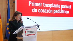 Matute participa en la presentación del primer trasplante parcial cardiaco infantil en Europa La consejera Fátima Matute durante la presentación
