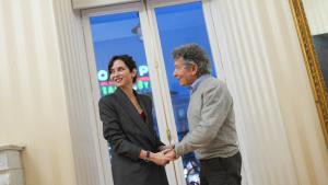 Díaz Ayuso recibe al alpinista Carlos Soria