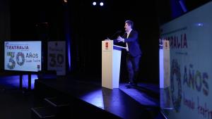 De Paco Serrano presenta el Festival Internacional de Artes Escénicas Teatralia 2026 El consejero Mariano de Paco Serrano durante la presentación del festival