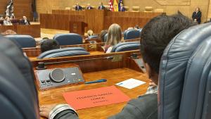 El consejero Emilio Viciana en la Asamblea de Madrid 