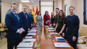 La presidenta Isabel Díaz Ayuso durante la reunión