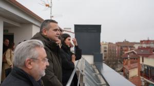 La Comunidad de Madrid mejora la eficiencia energética de casi 75.000 casas a través de las ayudas para la rehabilitación de viviendas El consejero Rodrigo