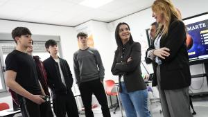 Mercedes Zarzalejo visita el IES Gerardo Diego, centro dentro del programa de Altas Capacidades
