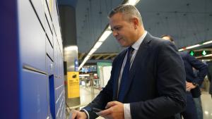 El consejero Jorge Rodrigo durante la visita