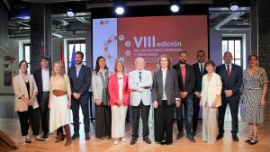personalidades y premiados en acto Reconocimientos y Menciones IRSST