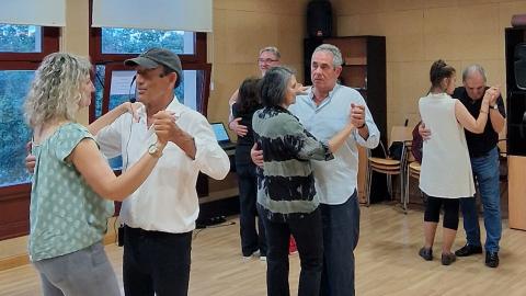 TALLER BAILES SALÓN