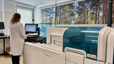 espectrometría de masas El Hospital La Paz incorpora una tecnología pionera en España para mejorar tratamientos y diagnósticos de patologías complejas