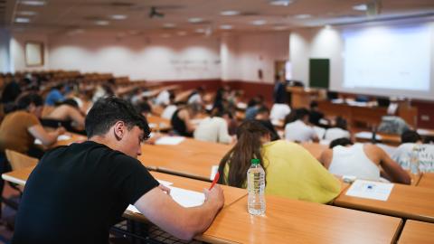 La Comunidad de Madrid comienza las pruebas de acceso a la universidad con más de 42.000 estudiantes 