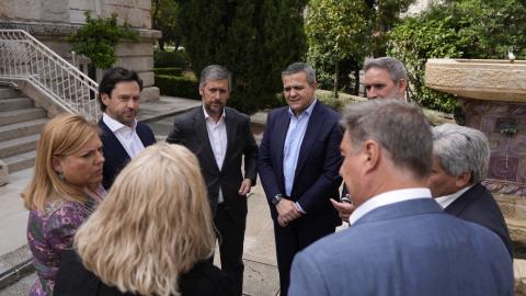 Los consejeros Miguel Ángel García Martín y Jorge Rodrigo durante la presentación del Plan para mejorar las carreteras, los accesos y la conectividad entre los municipios de menos de 20.000 habitantes