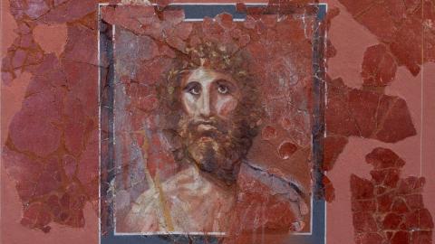 Pintura mural de un retrato masculino