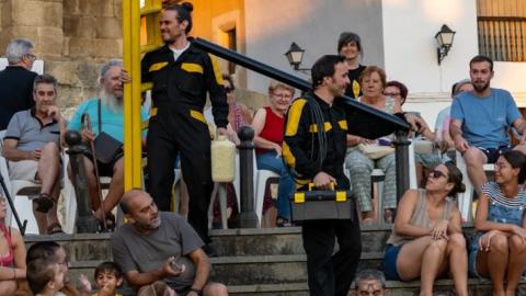 SOSIEGO - LA ESCALERA DE TIJERA SOSIEGO - LA ESCALERA DE TIJERA
