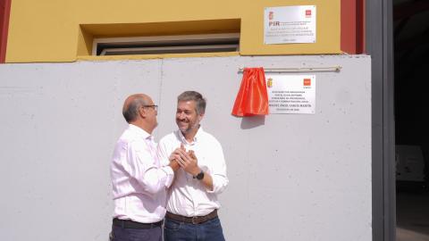 García Martín inaugura en Patones una nueva nave de almacenaje de maquinaria y materiales El consejero Miguel Ángel García Martín durante la inauguración en Patones de una nueva nave destinada a mejorar el mantenimiento de los servicios municipales