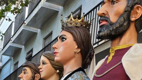 Gigantes y Cabezudos de Torrejón de Ardoz Foto de Gigantes y Cabezudos