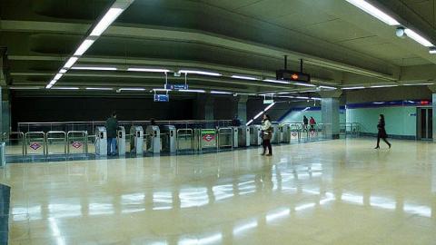 Vestíbulo estación Vicálvaro
