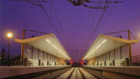 Andenes estación La Poveda