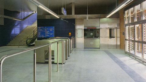 Vestíbulo estación La Poveda