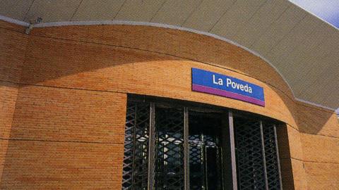 Acceso estación La Poveda