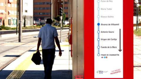 Parada estación Álvarez de Villaamil