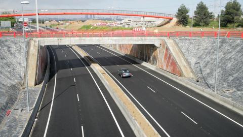 Pasarela peatonal M-503