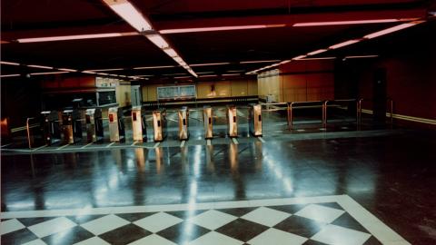 Vestíbulo estación de Lucero