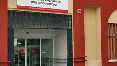 Fachada del Centro Base Nº 1 de la Comunidad de Madrid