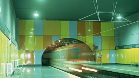Tren entrando en los andenes de la estación de Buenos Aires