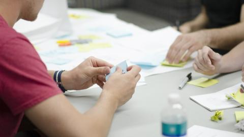 Puesta de ideas en común Reunión de trabajo