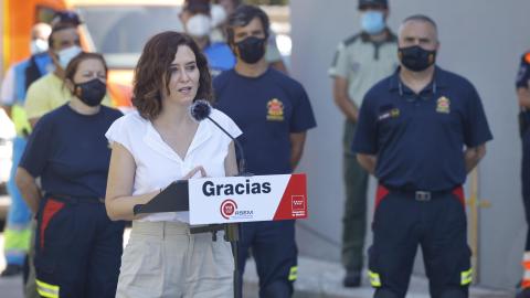 La presidenta delante del atril en su intervención hoy