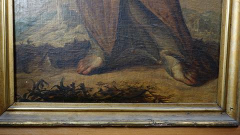 detalle marco de una pintura con mal estado de conservación
