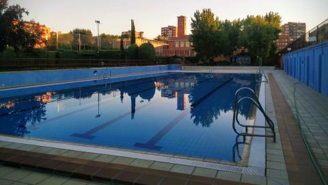 PISCINA SAN VICENTE DE PAÚL