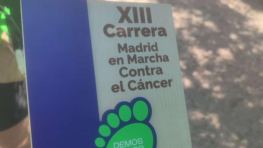 Trofeo de reconocimiento al hospital con más participación en la XIII Carrera Madrid Marcha contra el Cáncer