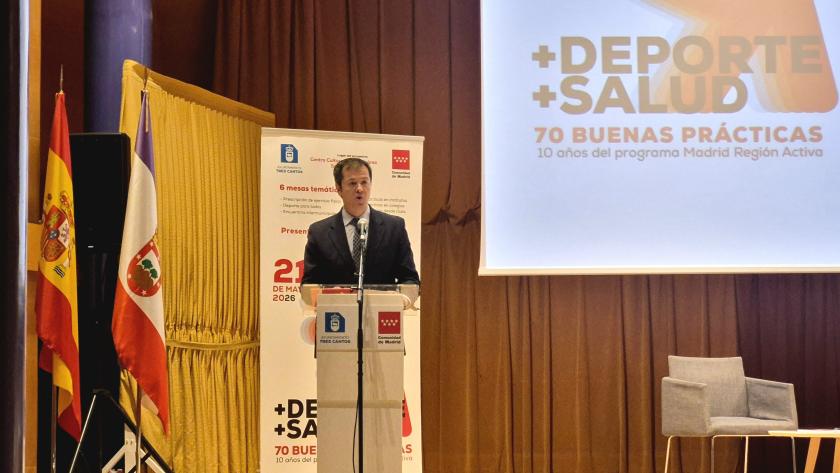 Martín Izquierdo participa en la celebración del X aniversario de Madrid Región Activa El viceconsejero Luis Martín Izquierdo durante la celebración del aniversario del programa que promueve el ejercicio activo y los hábitos de vida saludables