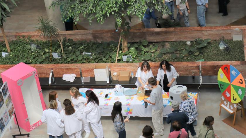 Divulgación a profesionales y usuarios sobre higiene de manos