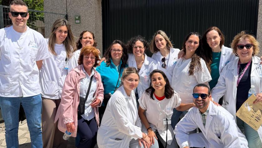 Los profesionales de Atención Primaria de la Comunidad reúnen a 250 vecinos de Colmenar de Oreja en su primer paseo intergeneracional Profesionales de Atención Primaria de Colmenar de Oreja se preparan para el primer paseo intergeneracional