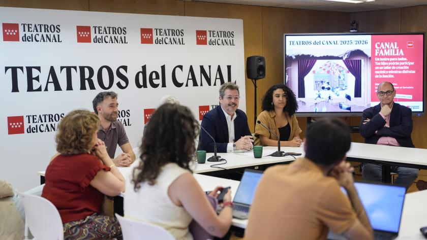 De Paco Serrano presenta la programación de Canal Familia El consejero Mariano de Paco Serrano durante la presentación de la programación de la iniciativa que se estrena en los Teatros del Canal