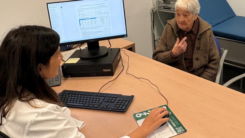Día mundial de la insuficiencia cardiaca Persona mayor en consulta
