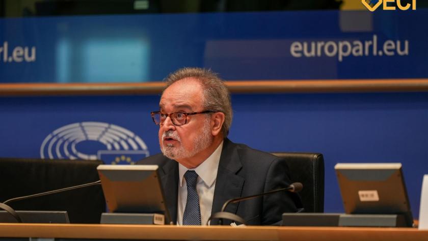 Intervención doctor Colomer del Hospital de La Princesa en el Parlamento Europeo