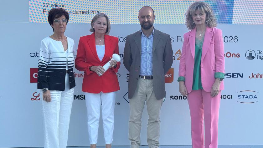 La consejera Fátima Matute durante la entrega de los Premios Fundamed & Wecar-U