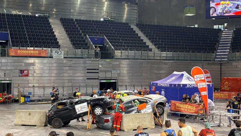 Momento de la muestra de rescate por parte de los bomberos